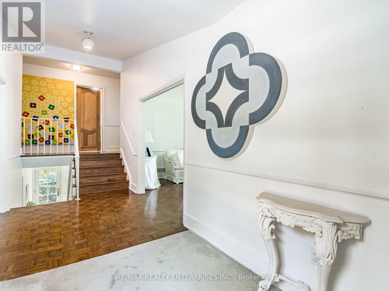 285 Pinetree Way, Mississauga, ON - Indoor Photo Showing Other Room