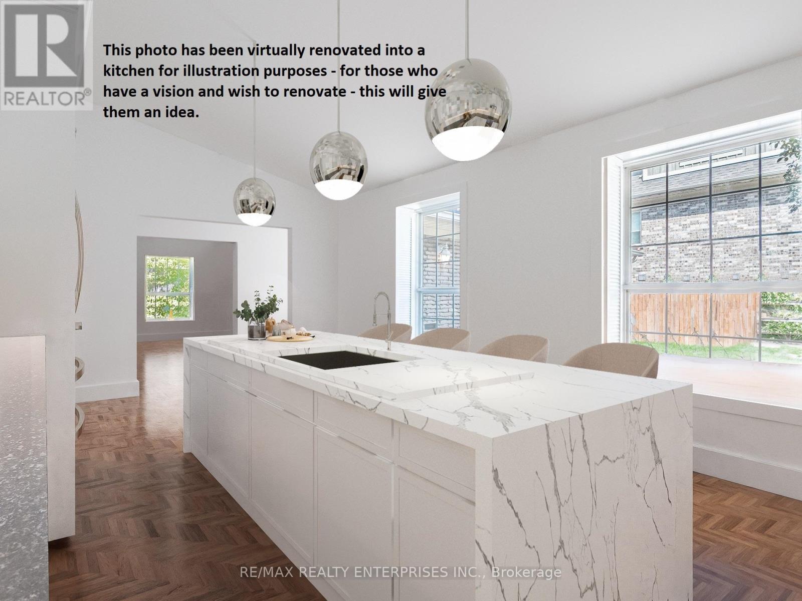 285 Pinetree Way, Mississauga, ON - Indoor