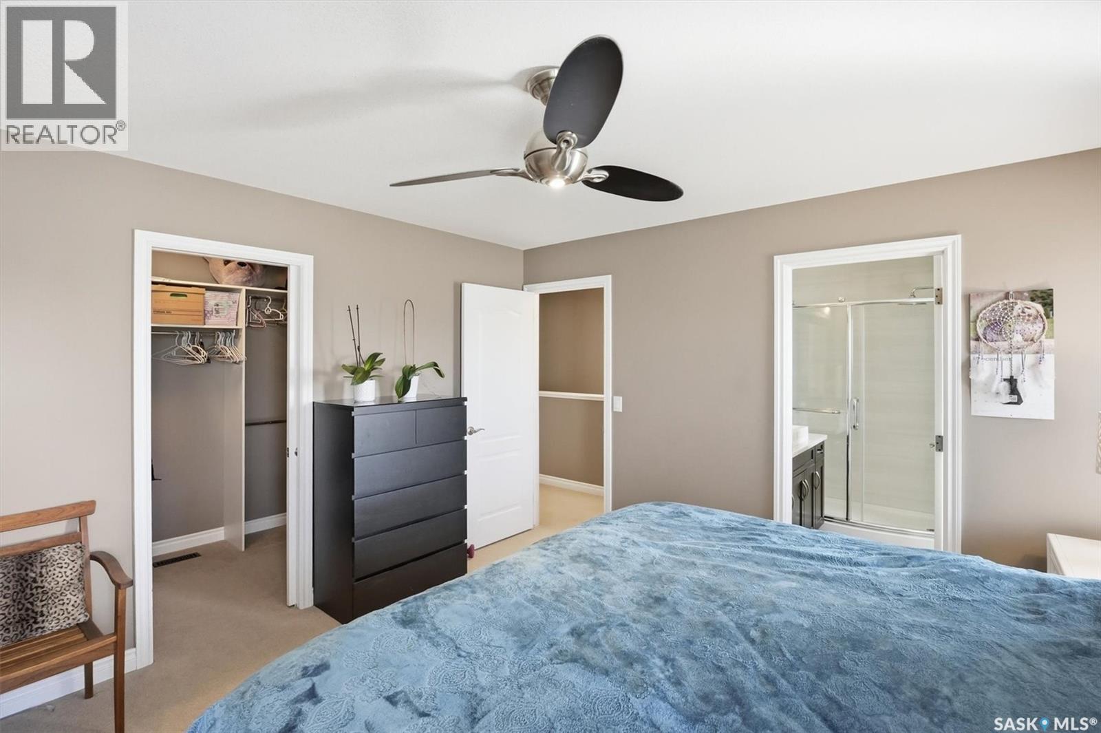 330 Lynd Lane, Saskatoon, SK - Indoor Photo Showing Bedroom