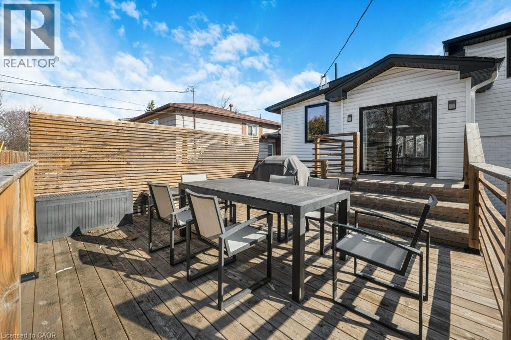 628 Ardleigh Crescent, Burlington, ON - Outdoor With Deck Patio Veranda With Exterior