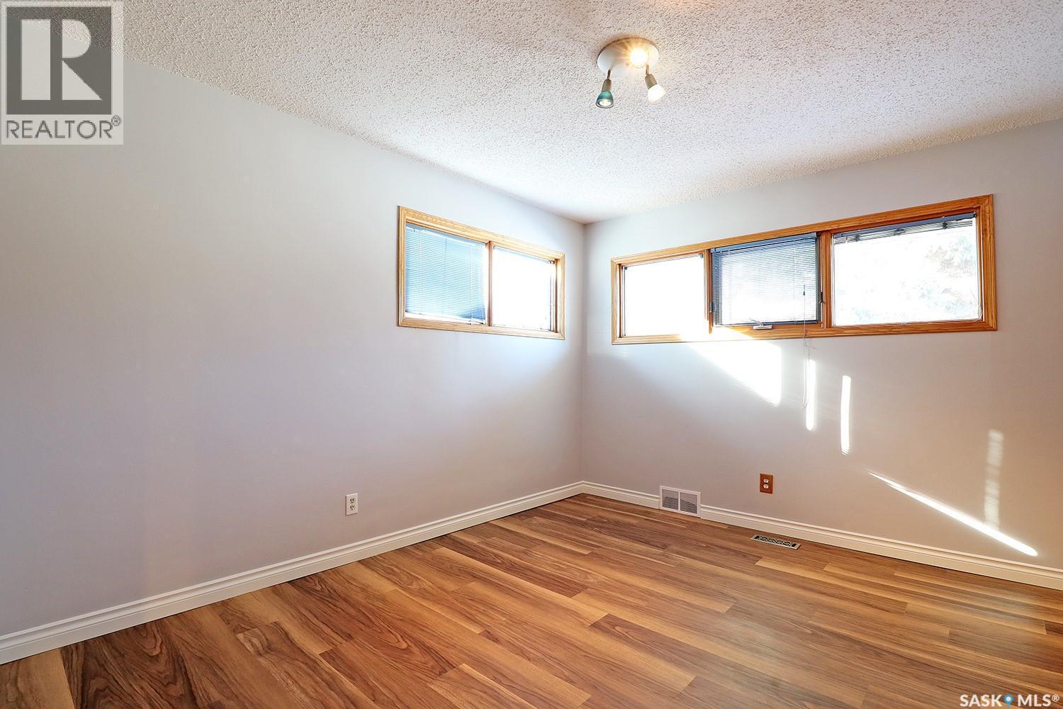 110 Logan Crescent E, Yorkton, SK - Indoor Photo Showing Other Room
