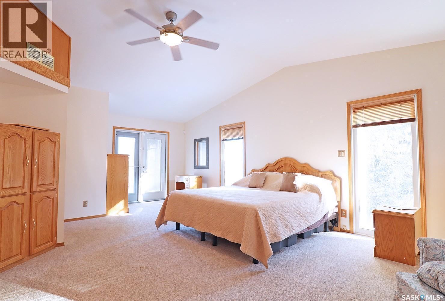 110 Logan Crescent E, Yorkton, SK - Indoor Photo Showing Bedroom