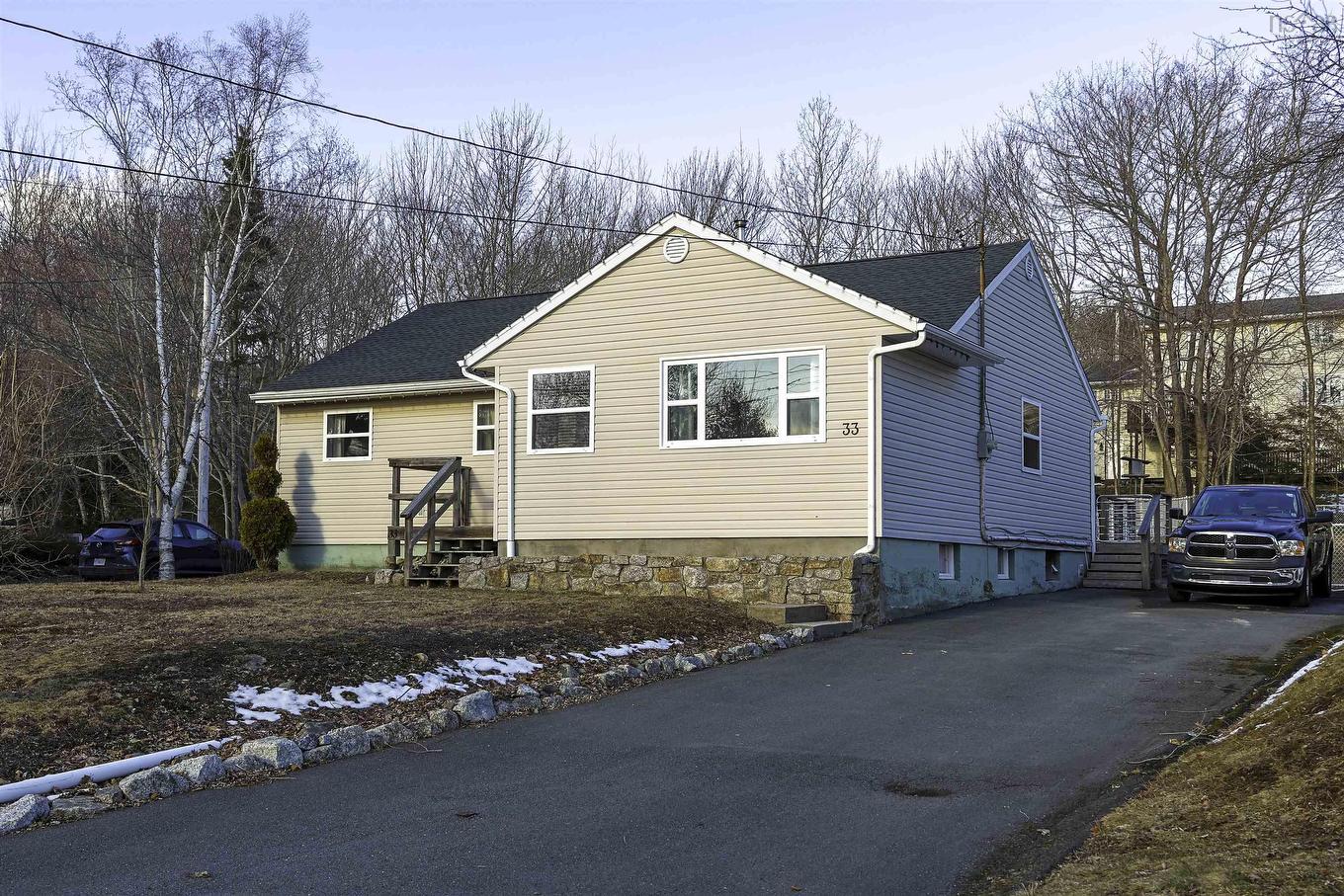 33 Micmac Drive, Dartmouth, NS