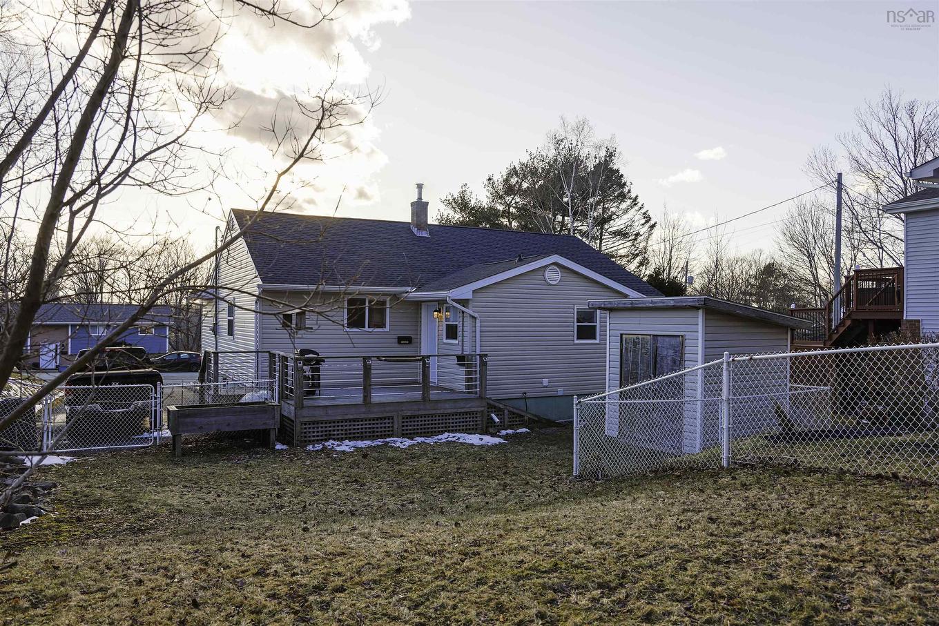 33 Micmac Drive, Dartmouth, NS