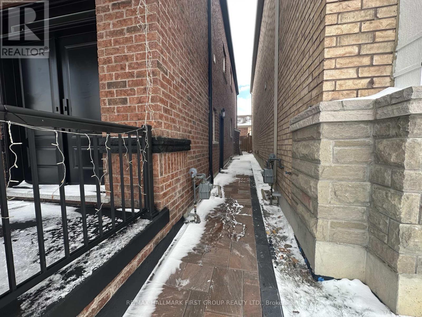 Lower - 3 Stackstone Road, Markham, ON