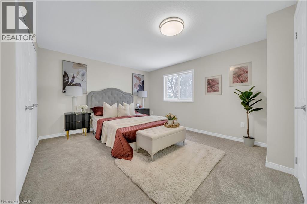 540 Mariner Drive, Waterloo, ON - Indoor Photo Showing Bedroom
