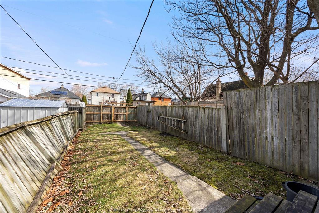 1068 St. Luke, Windsor, ON