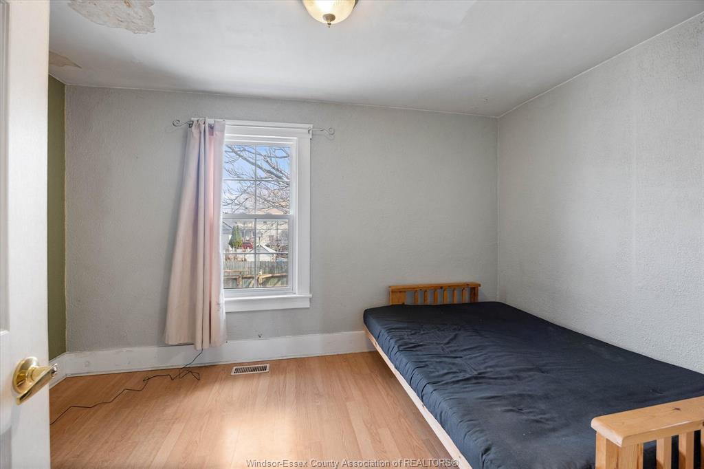 1070 St. Luke, Windsor, ON