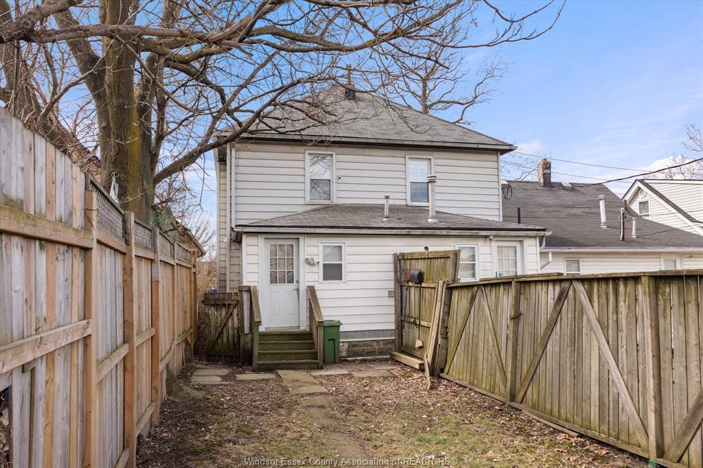 1070 St. Luke, Windsor, ON