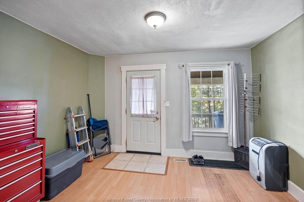 1070 St. Luke, Windsor, ON