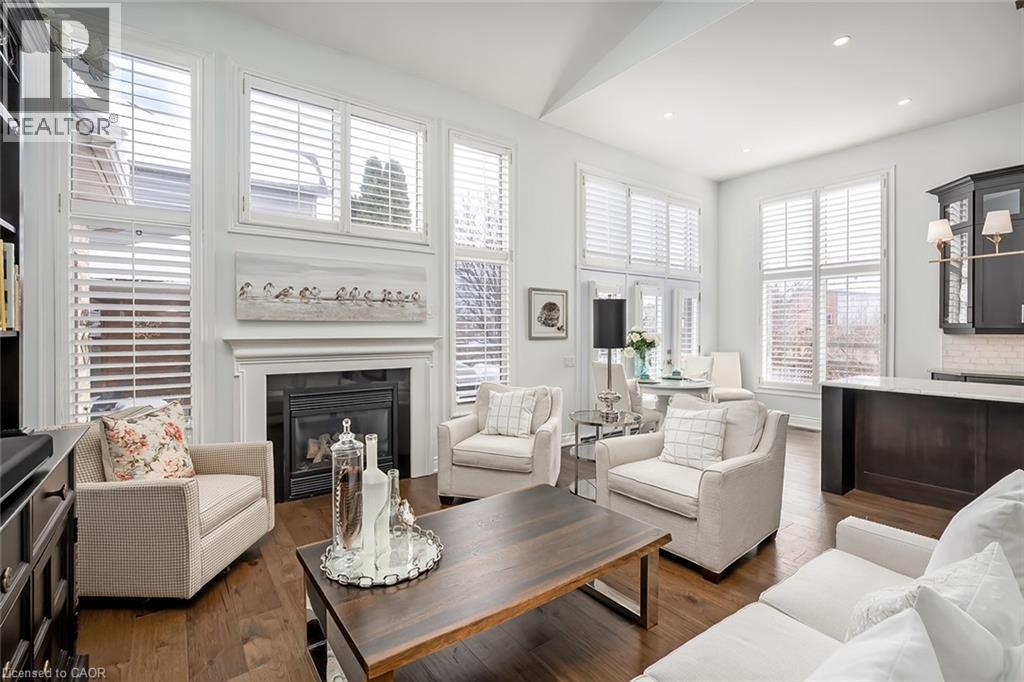 4252 Sarazen Drive, Burlington, ON - Indoor Photo Showing Living Room With Fireplace