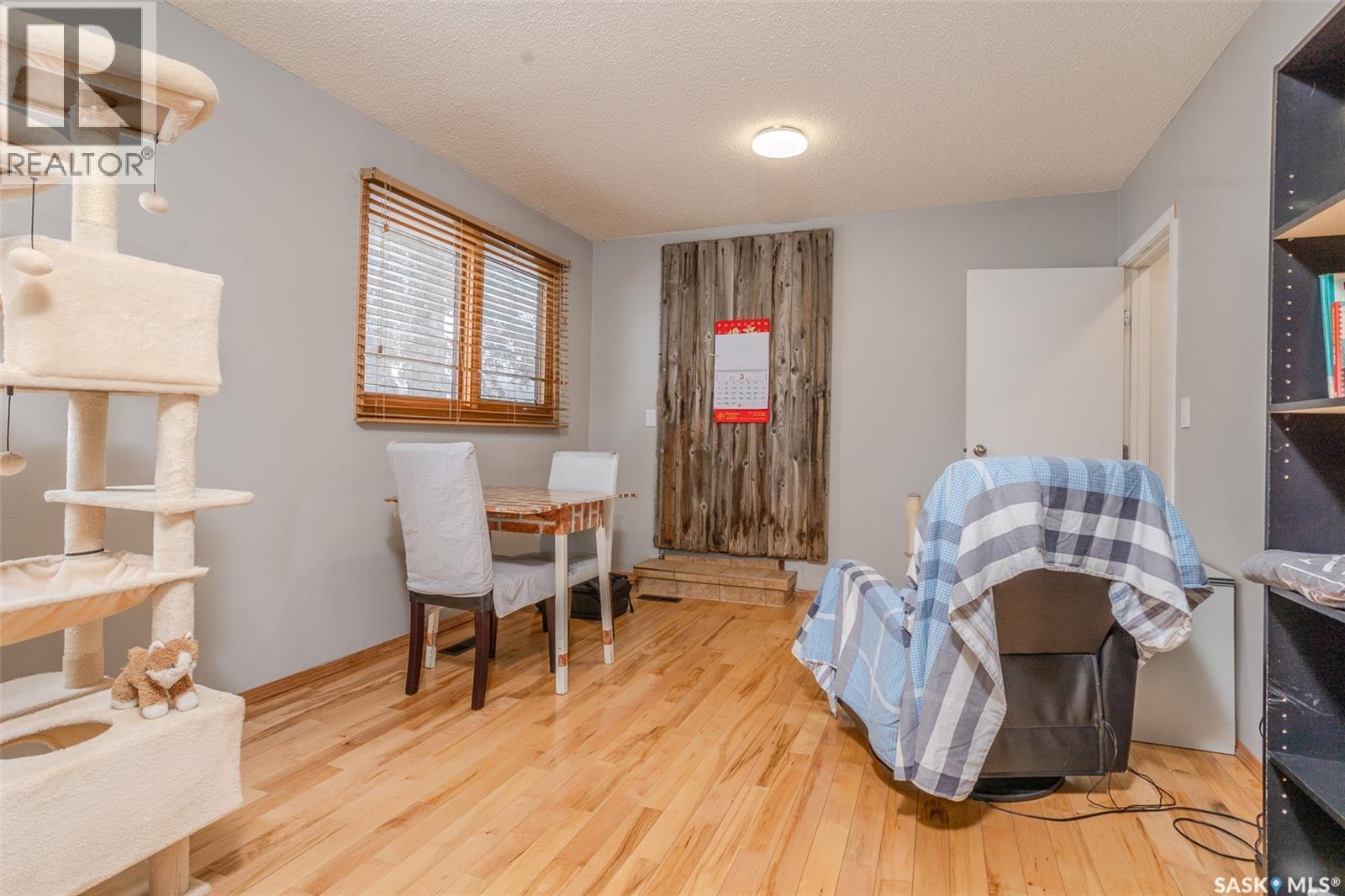 60 Clark Crescent, Saskatoon, SK - Indoor Photo Showing Dining Room