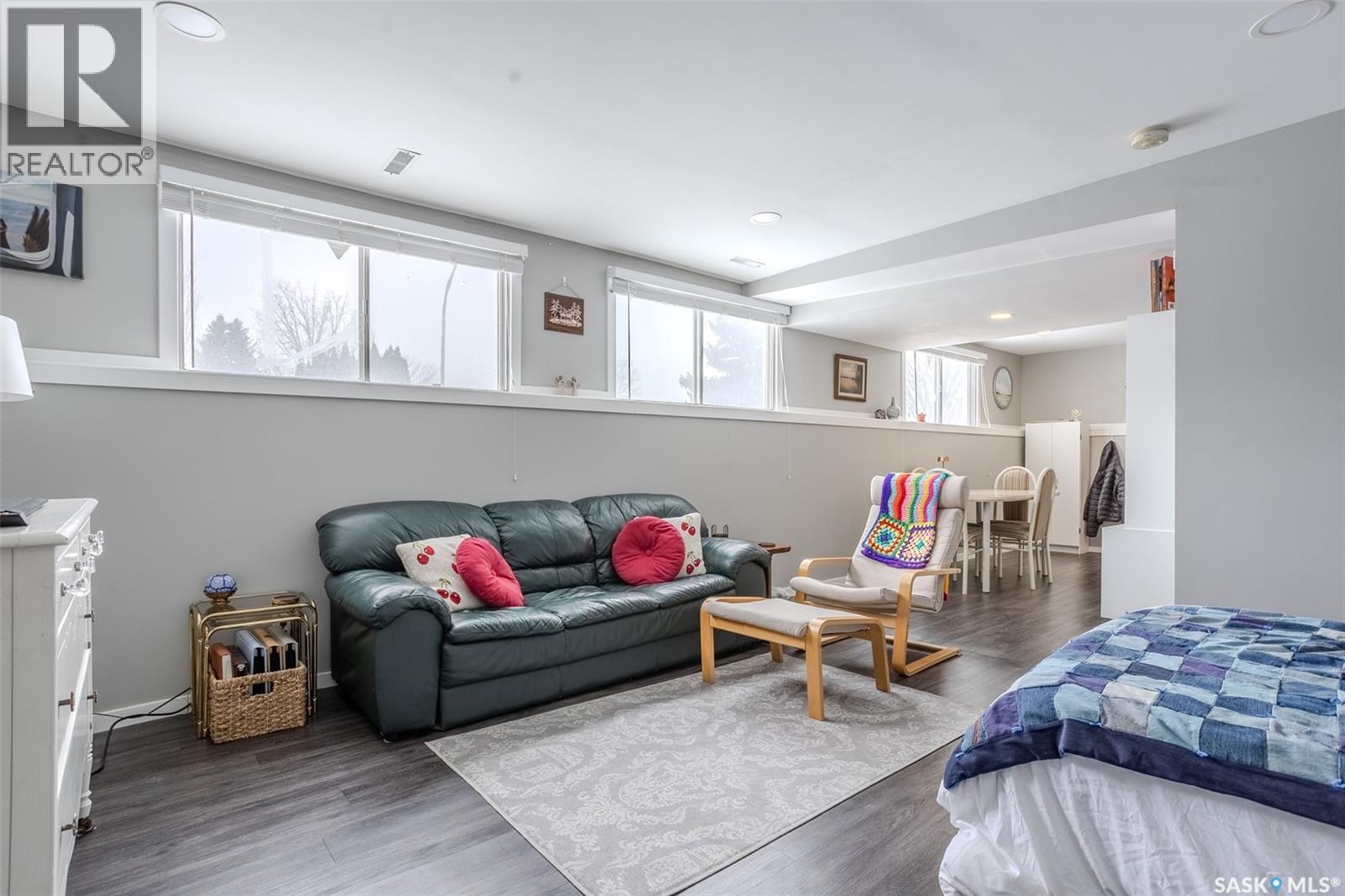 60 Clark Crescent, Saskatoon, SK - Indoor