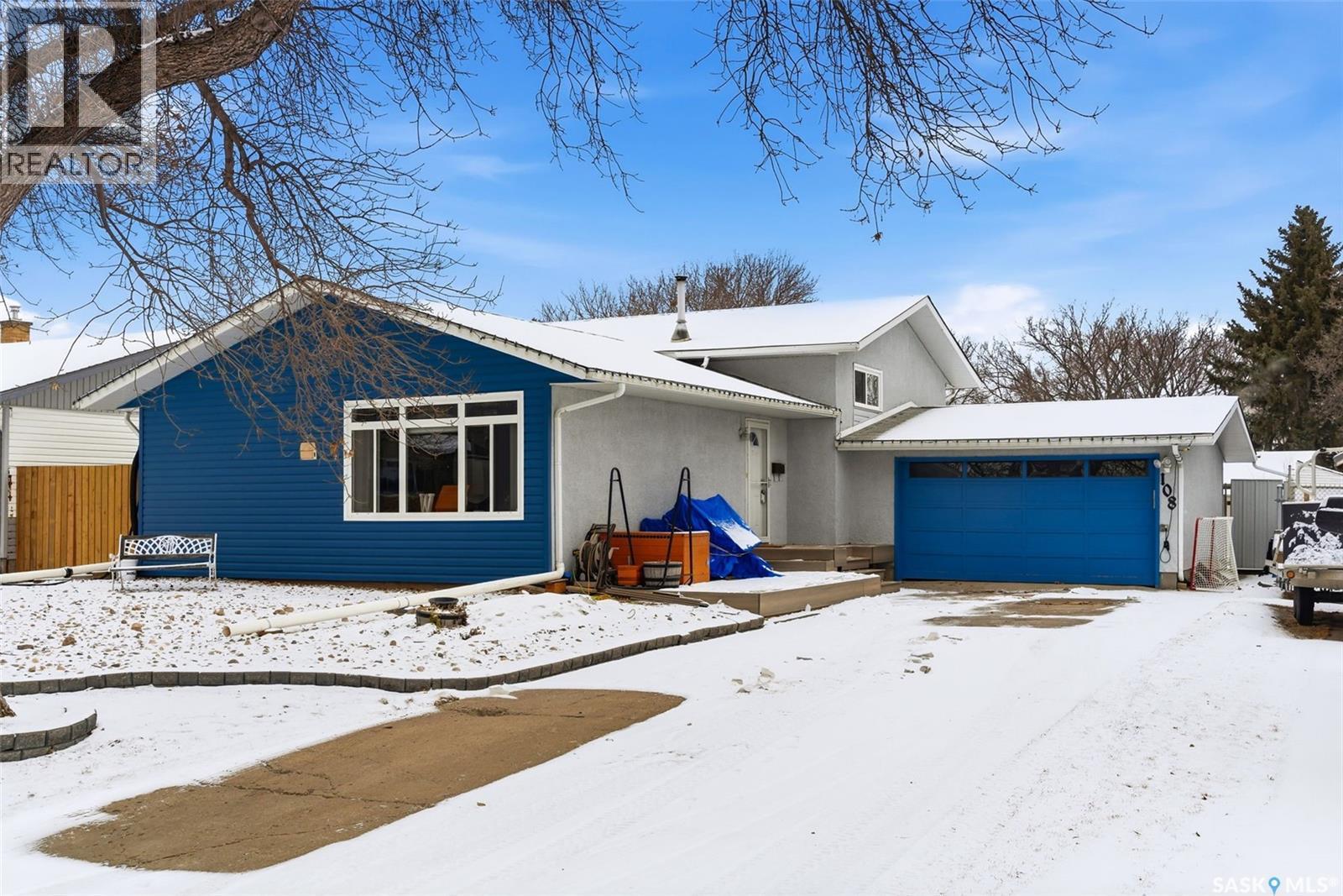 108 Matheson Crescent, Regina, SK - Outdoor