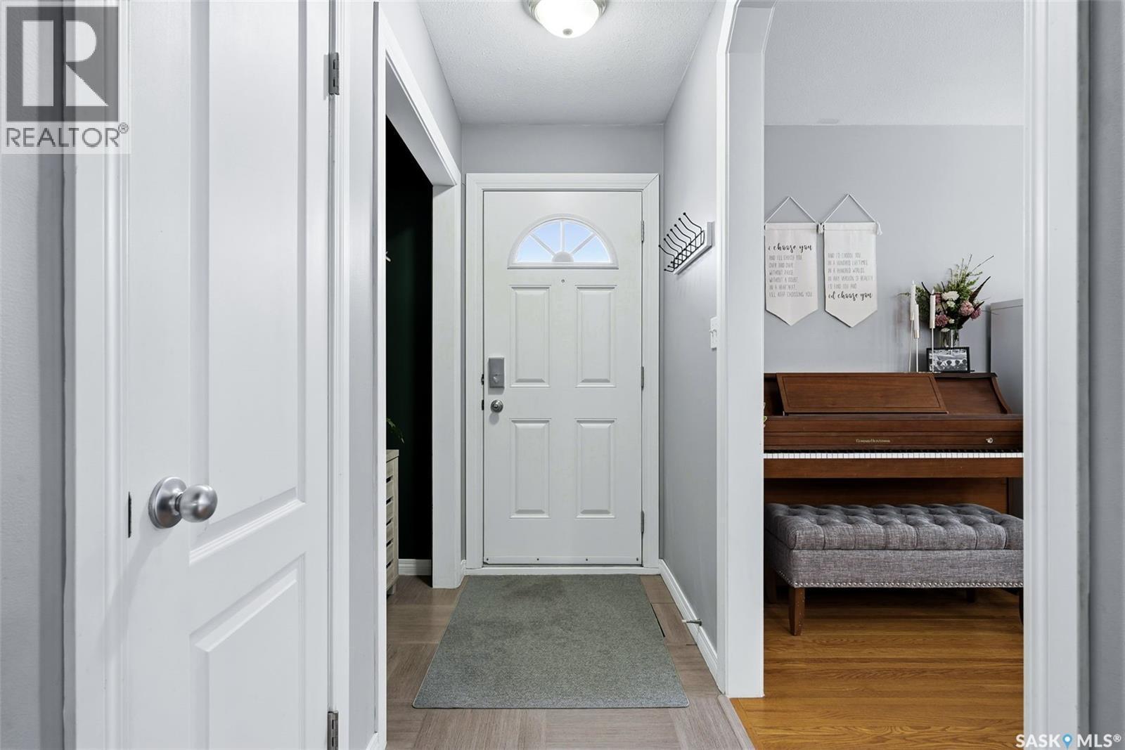 108 Matheson Crescent, Regina, SK - Indoor Photo Showing Other Room