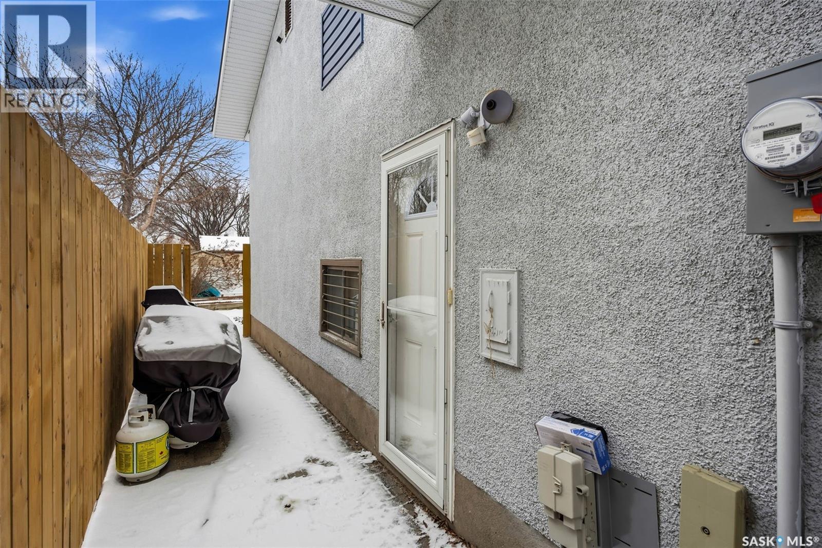 108 Matheson Crescent, Regina, SK - Outdoor With Exterior