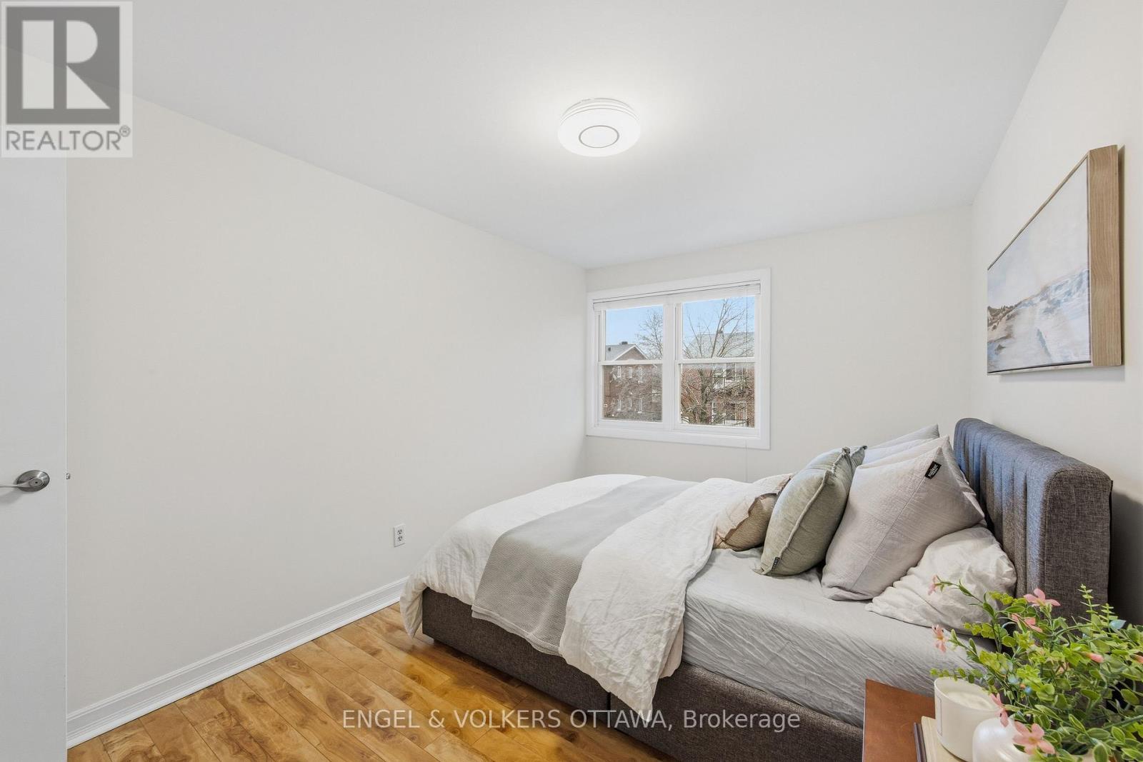 483 Prince Albert Street, Ottawa, ON - Indoor Photo Showing Bedroom