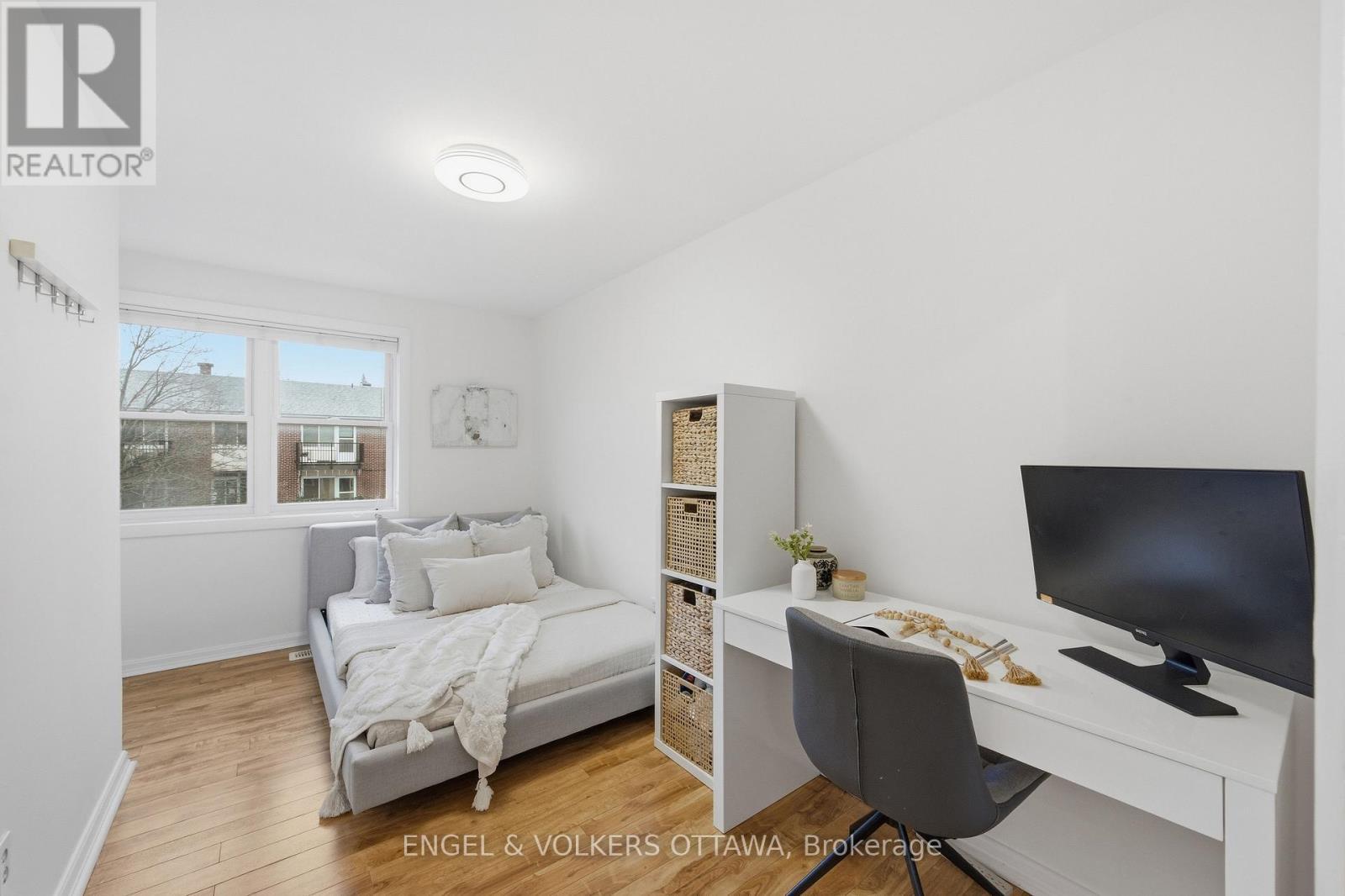 483 Prince Albert Street, Ottawa, ON - Indoor