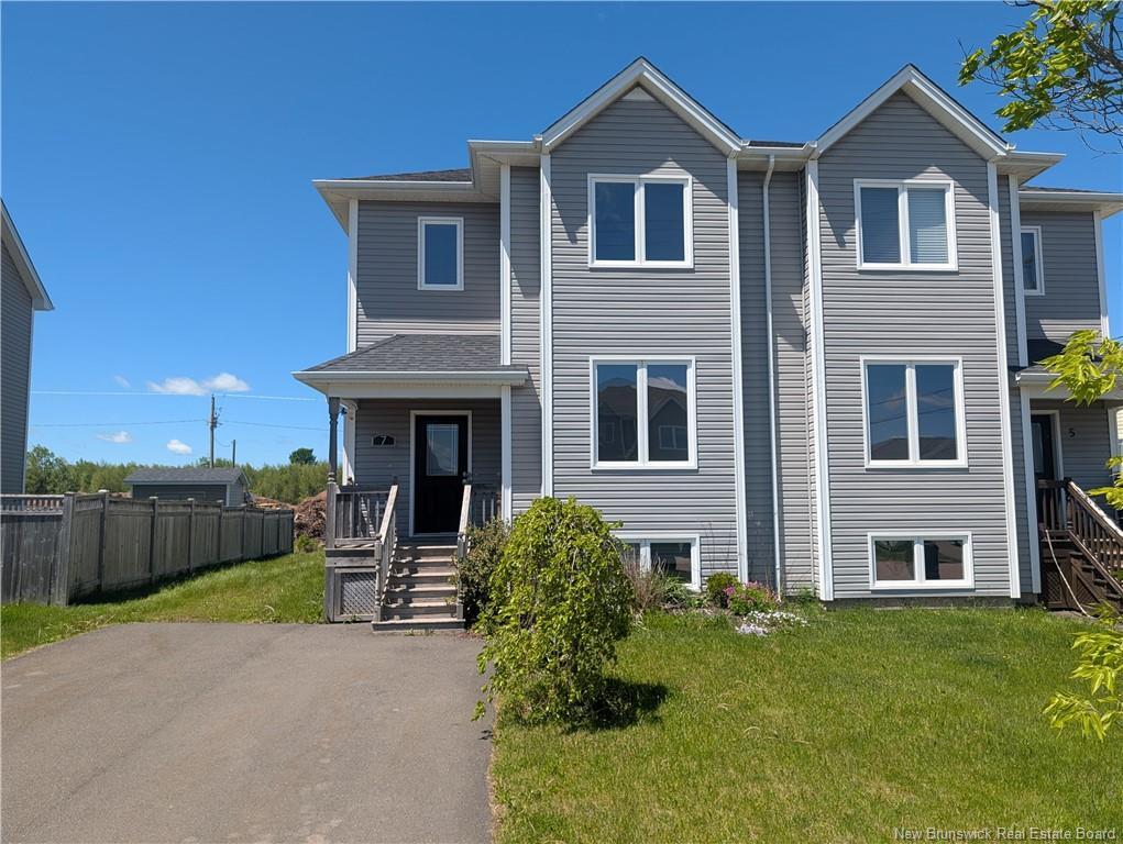 7 Bristol Cres, Riverview, NB