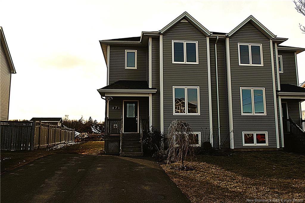 7 Bristol Cres, Riverview, NB