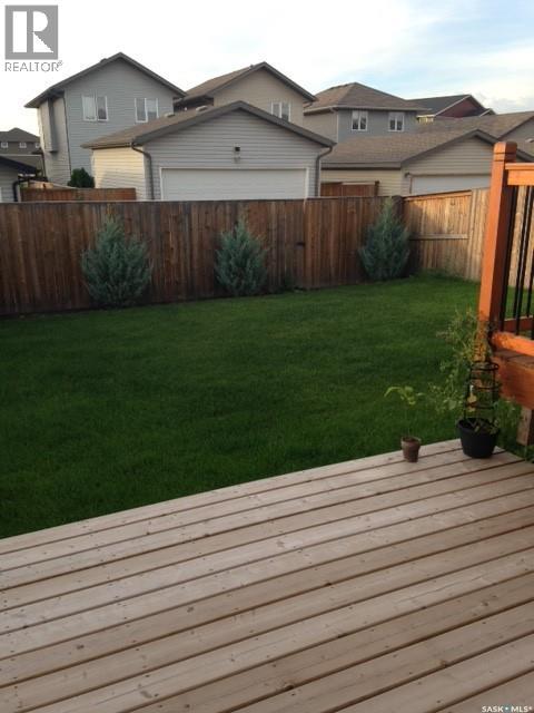211 Mcbeth Crescent, Saskatoon, SK - Outdoor With Deck Patio Veranda With Exterior