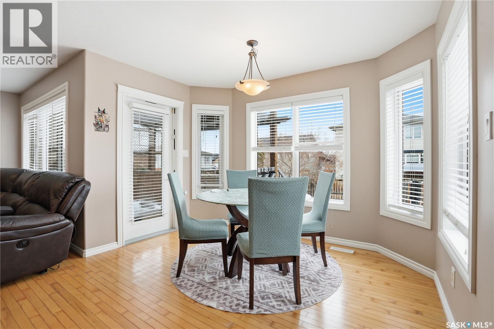3286 Mcclocklin Road, Saskatoon, SK - Indoor Photo Showing Dining Room
