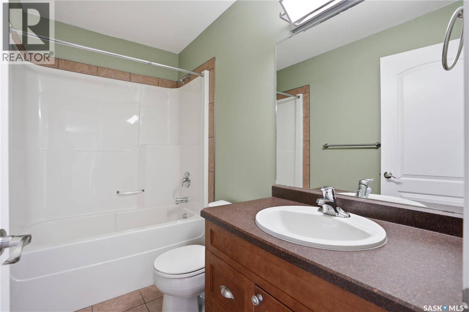 3286 Mcclocklin Road, Saskatoon, SK - Indoor Photo Showing Bathroom