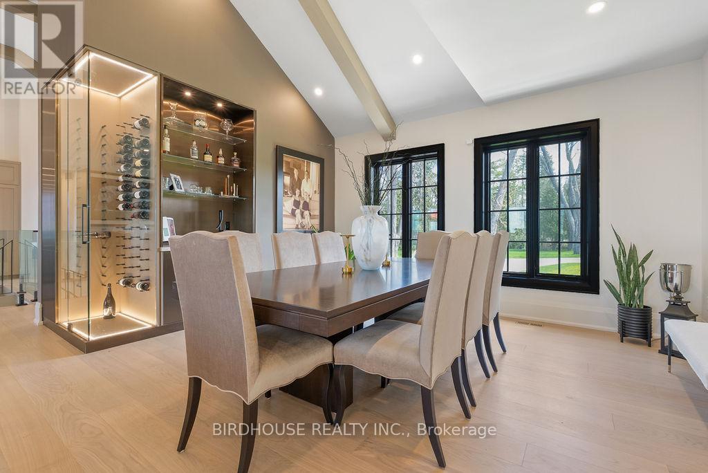 16 & 20 Garden Gate, Brock, ON - Indoor Photo Showing Dining Room