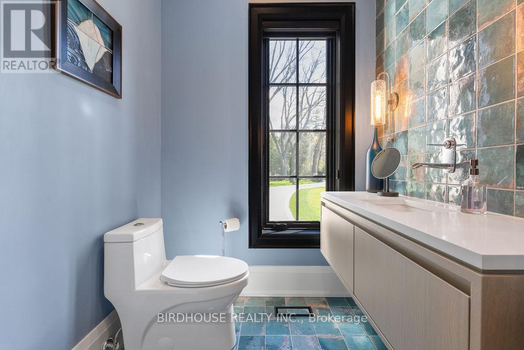 16 & 20 Garden Gate, Brock, ON - Indoor Photo Showing Bathroom