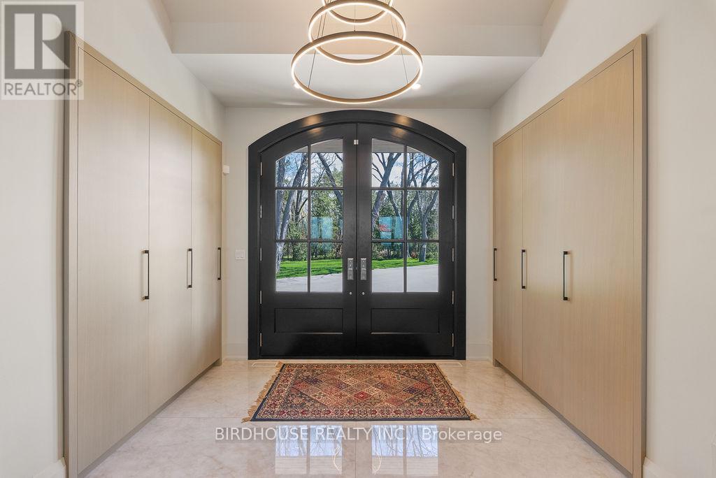 16 & 20 Garden Gate, Brock, ON - Indoor Photo Showing Other Room