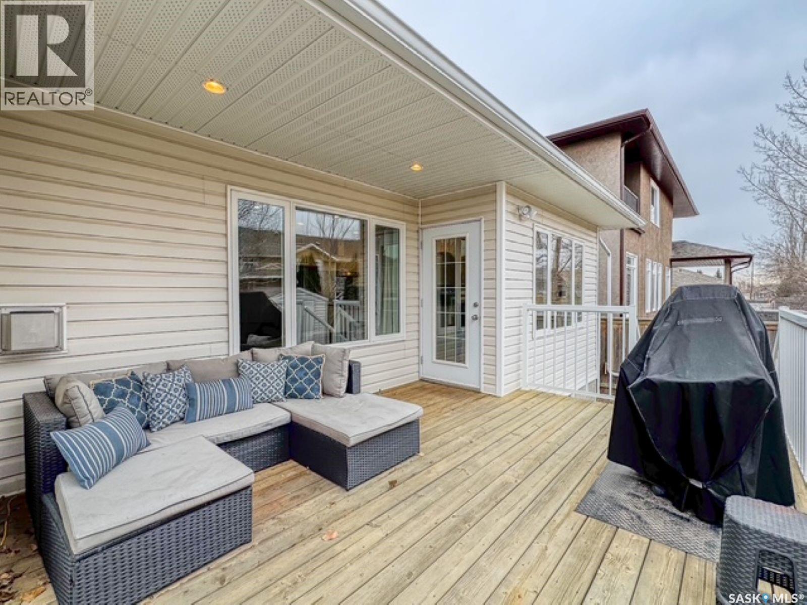 520 Palliser Drive, Swift Current, SK - Outdoor With Deck Patio Veranda With Exterior
