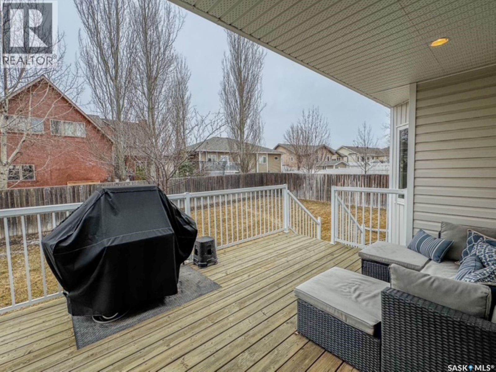 520 Palliser Drive, Swift Current, SK - Outdoor With Deck Patio Veranda With Exterior