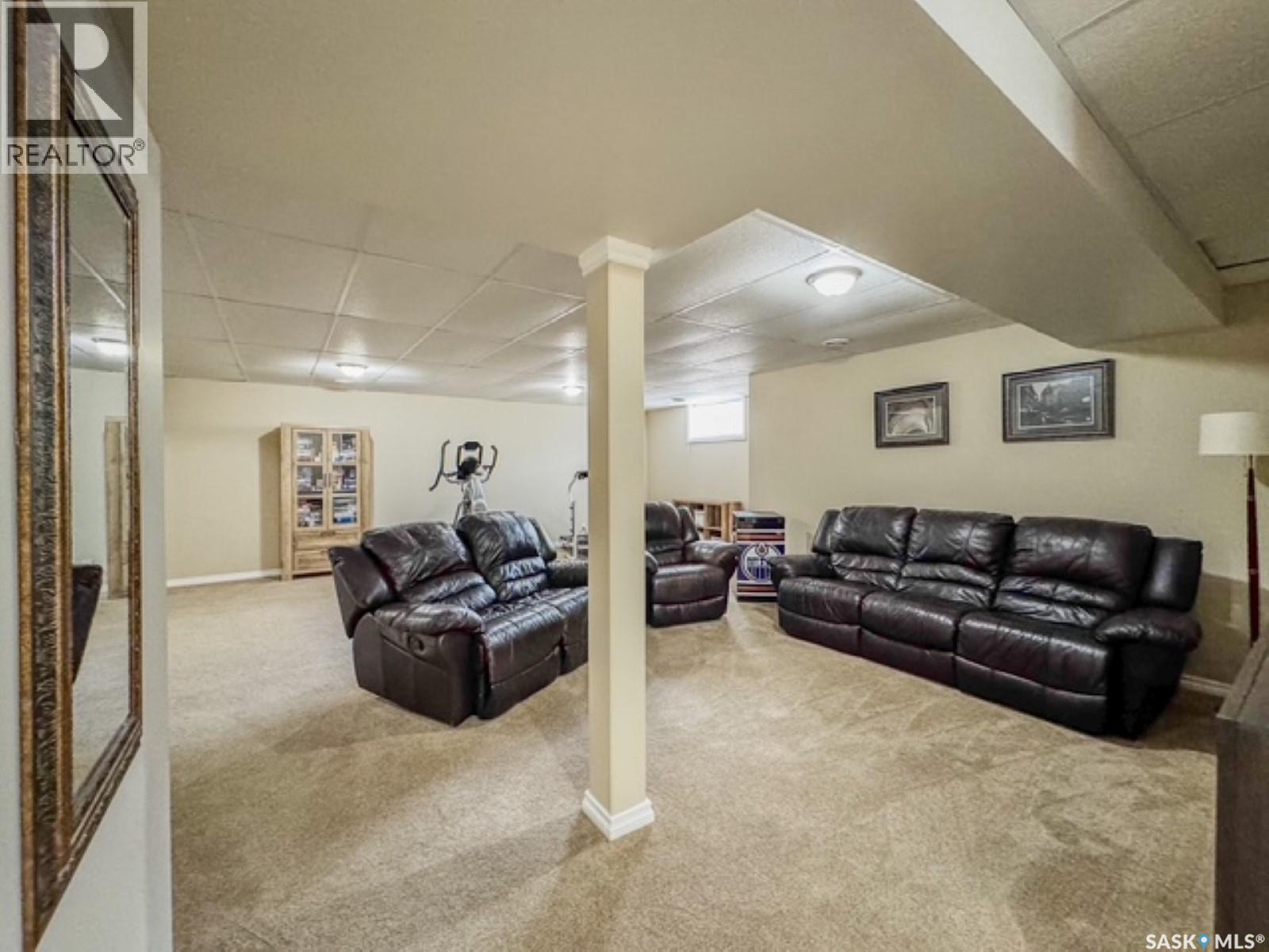 520 Palliser Drive, Swift Current, SK - Indoor Photo Showing Other Room