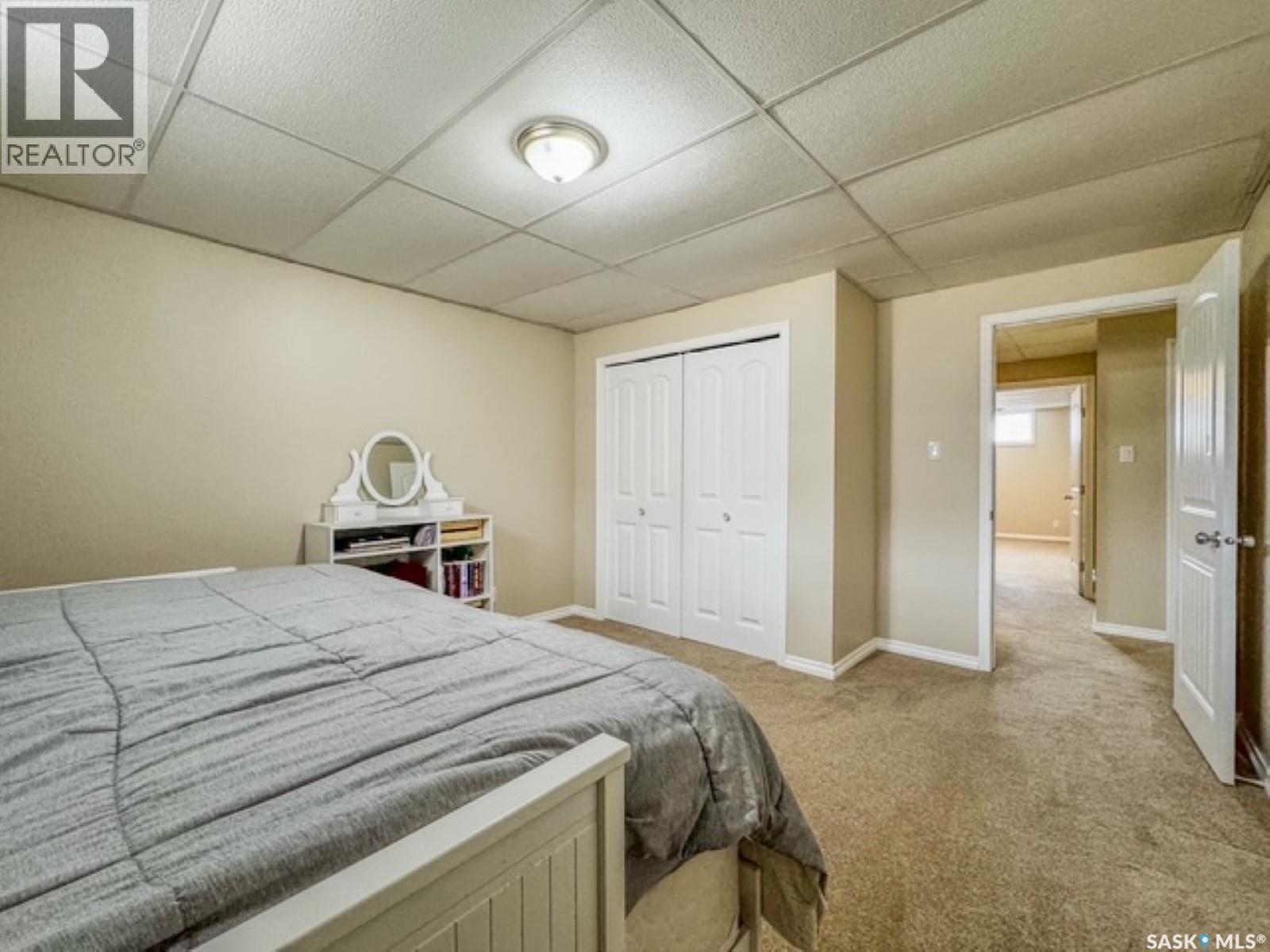 520 Palliser Drive, Swift Current, SK - Indoor Photo Showing Bedroom