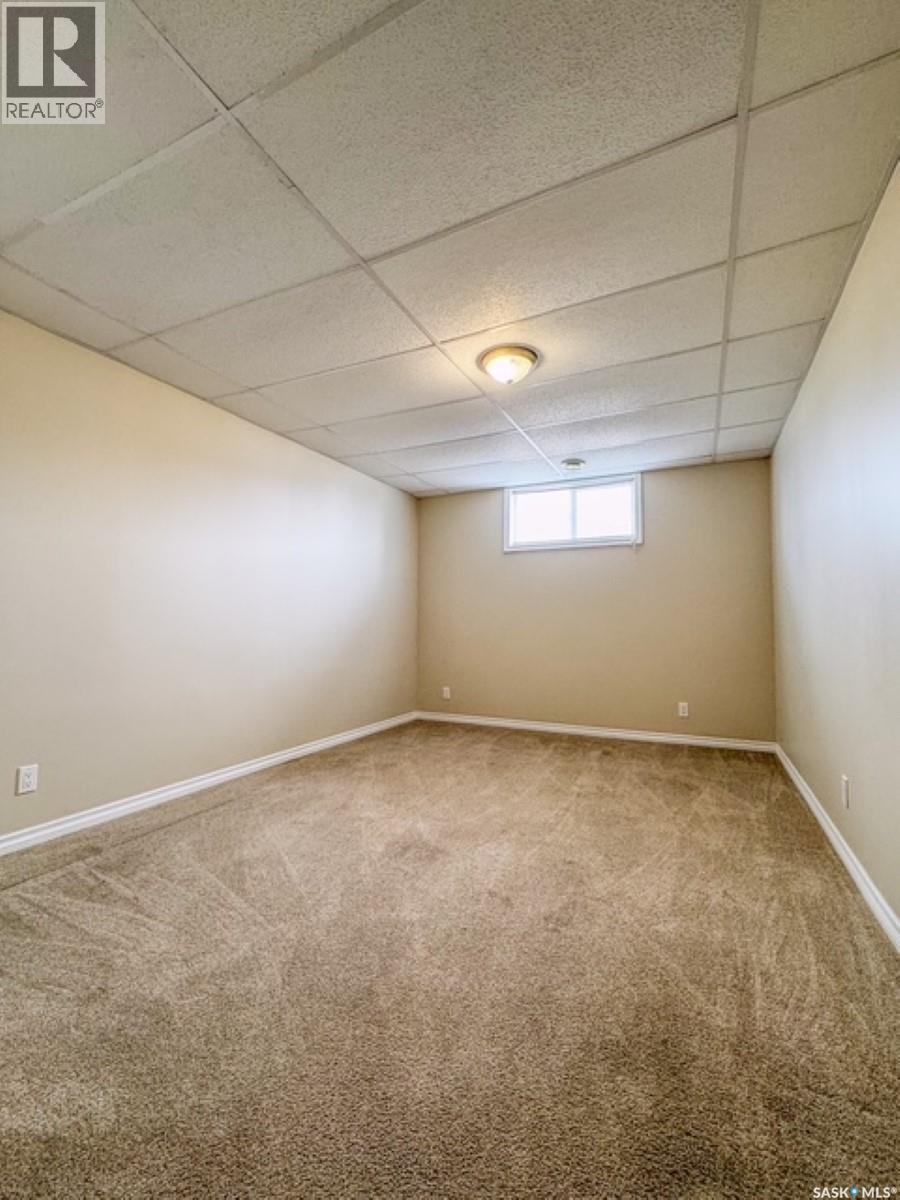520 Palliser Drive, Swift Current, SK - Indoor Photo Showing Basement