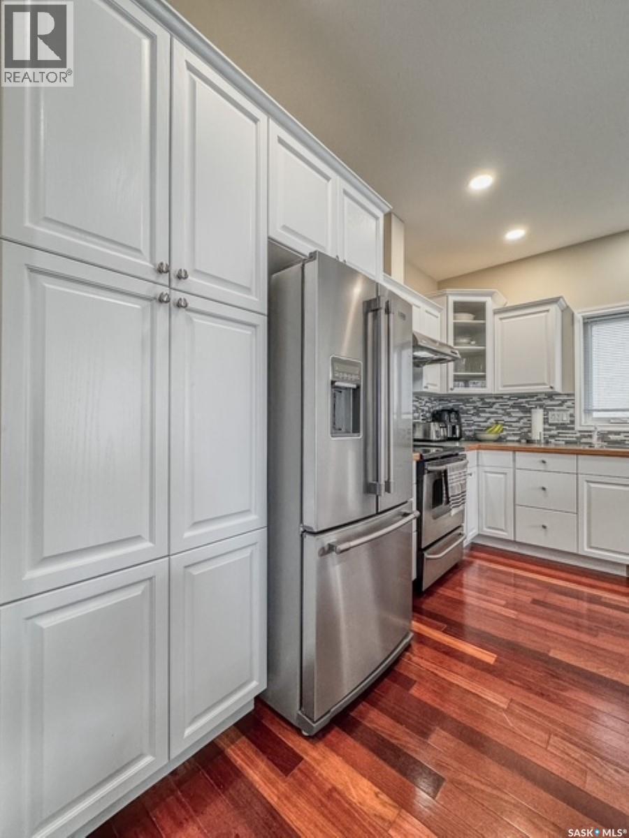 520 Palliser Drive, Swift Current, SK - Indoor Photo Showing Kitchen