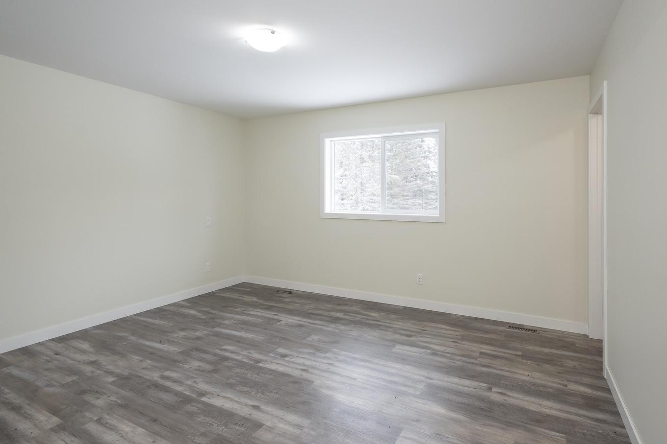2040 Gus Wuori Road, Thunder Bay, ON