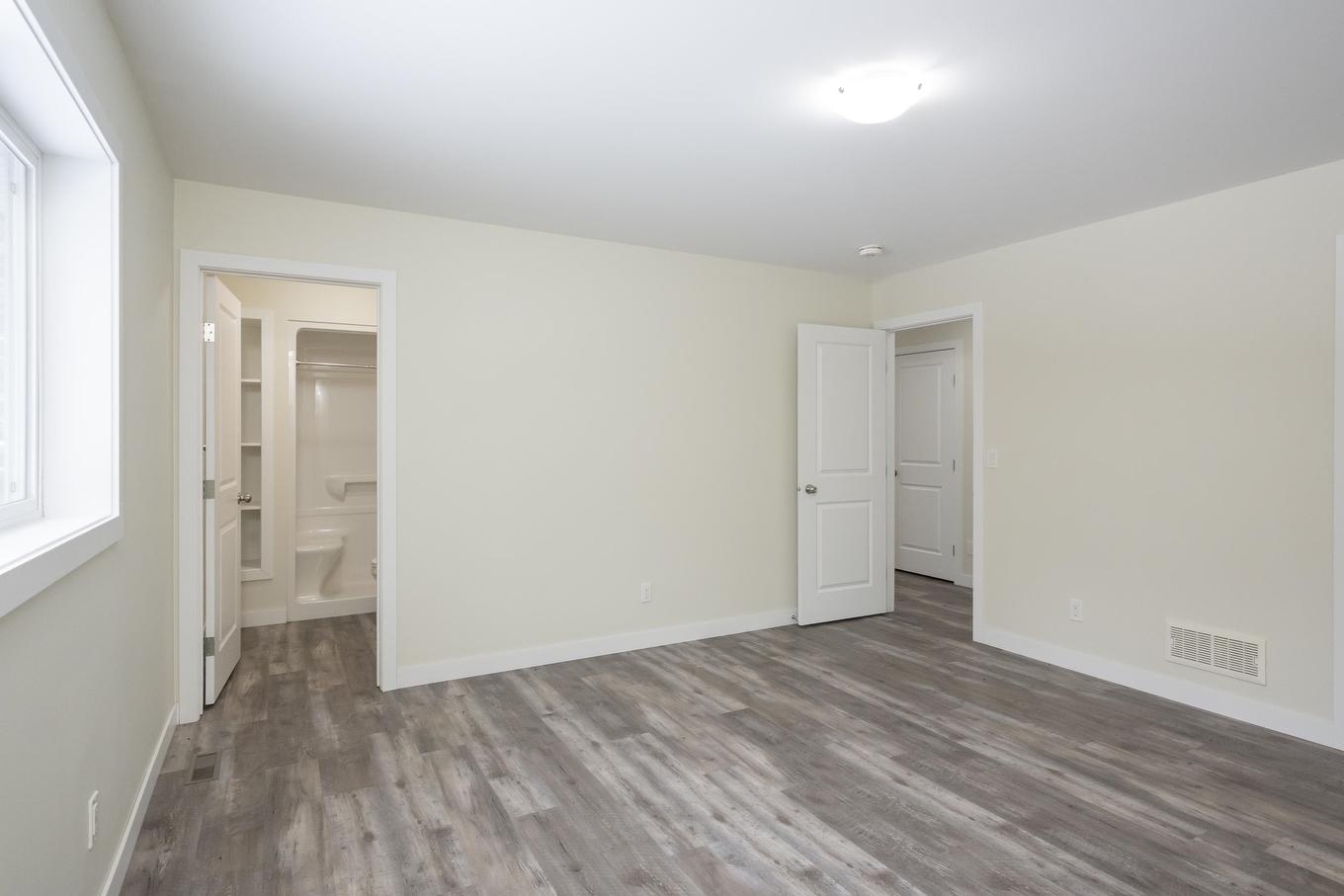 2040 Gus Wuori Road, Thunder Bay, ON