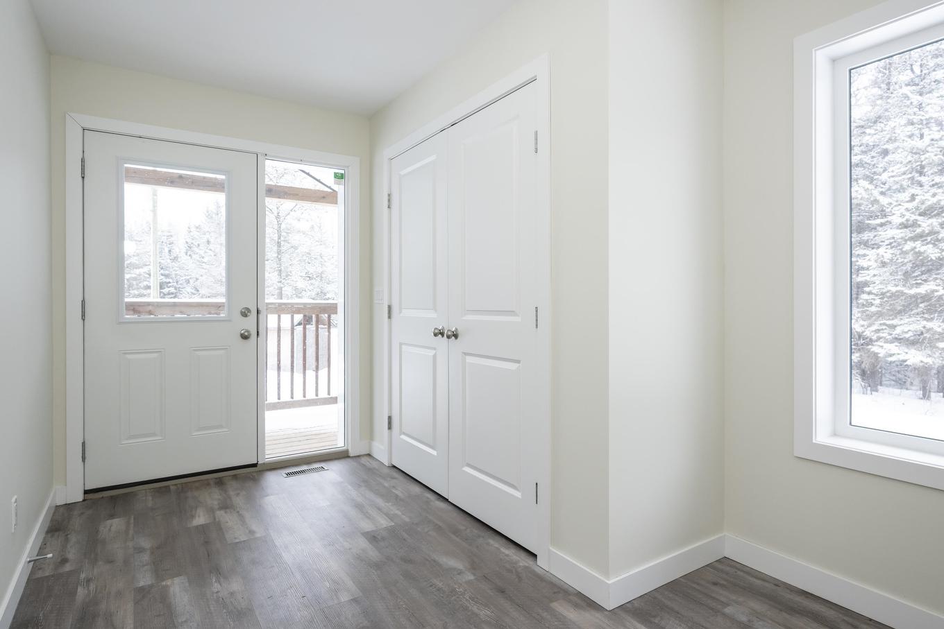 2040 Gus Wuori Road, Thunder Bay, ON