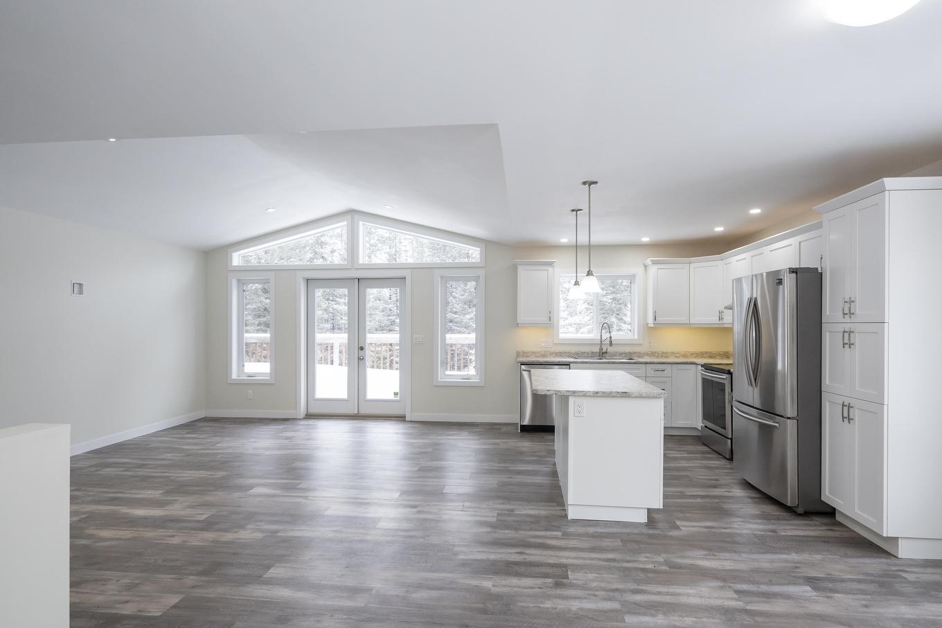 2040 Gus Wuori Road, Thunder Bay, ON