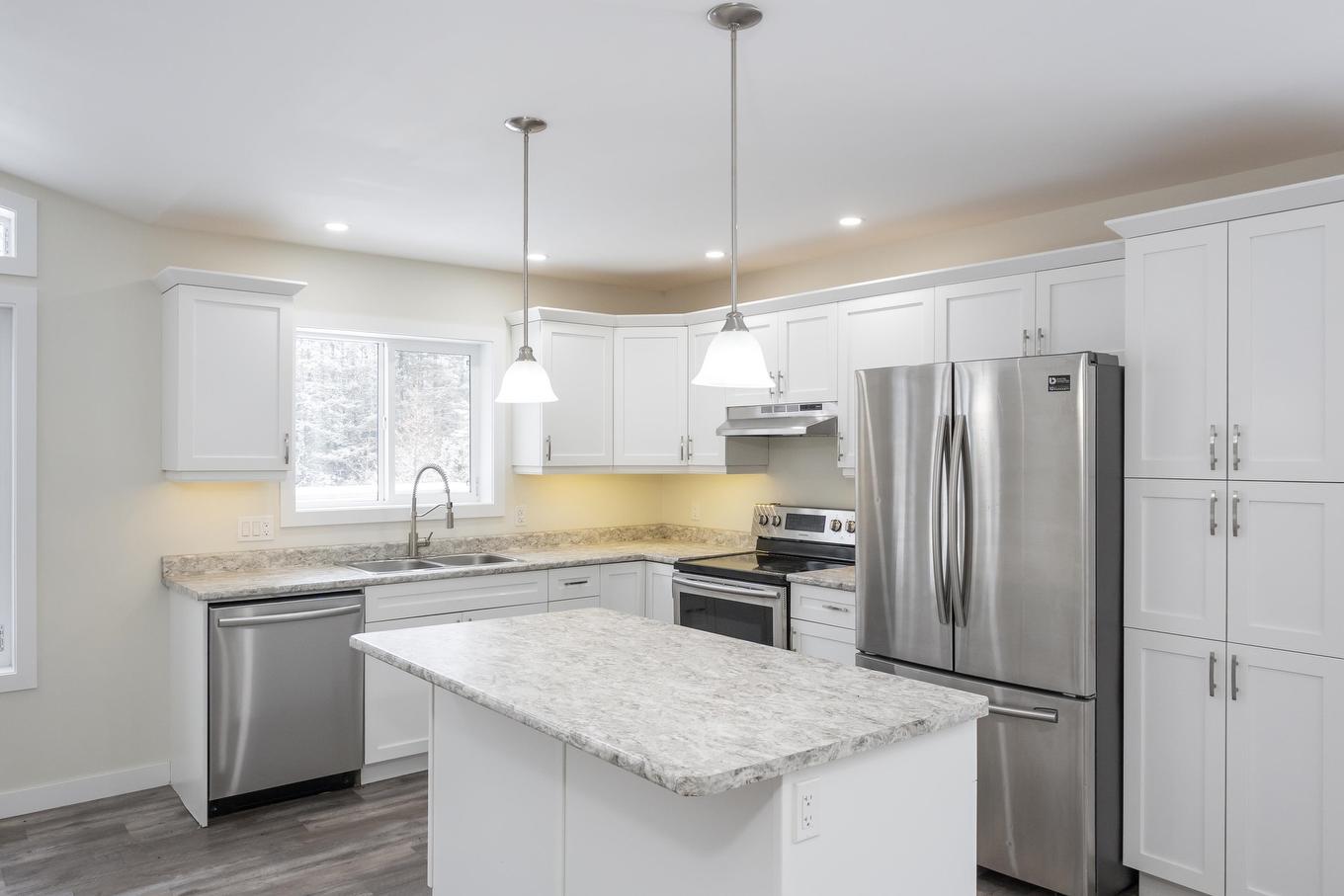 2040 Gus Wuori Road, Thunder Bay, ON