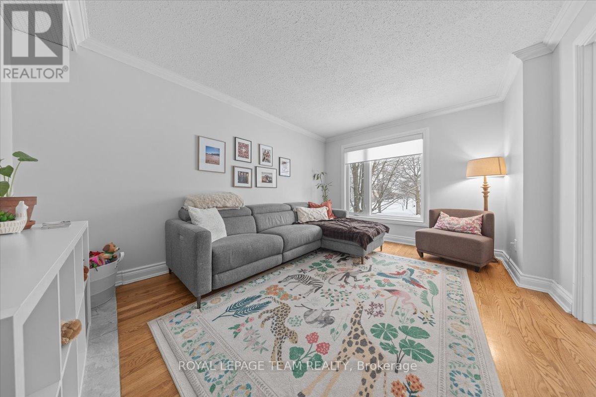 2795 Flannery Drive, Ottawa, ON - Indoor