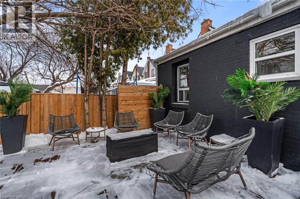 67 Glendale Avenue N, Hamilton, ON - Outdoor With Deck Patio Veranda