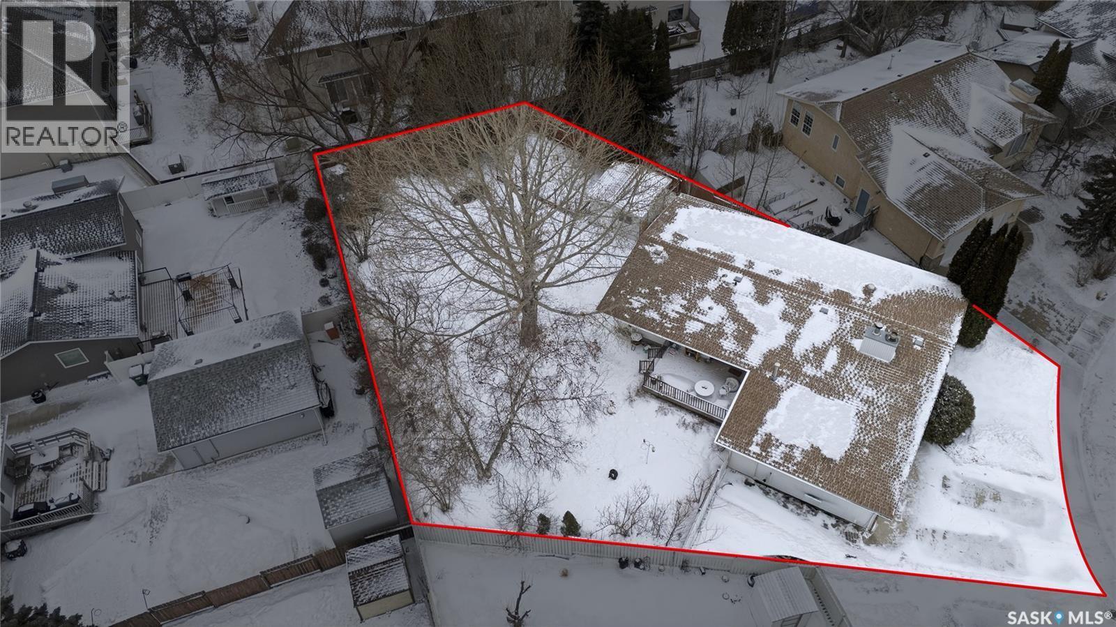 302 Bentham Crescent, Saskatoon, SK - Outdoor