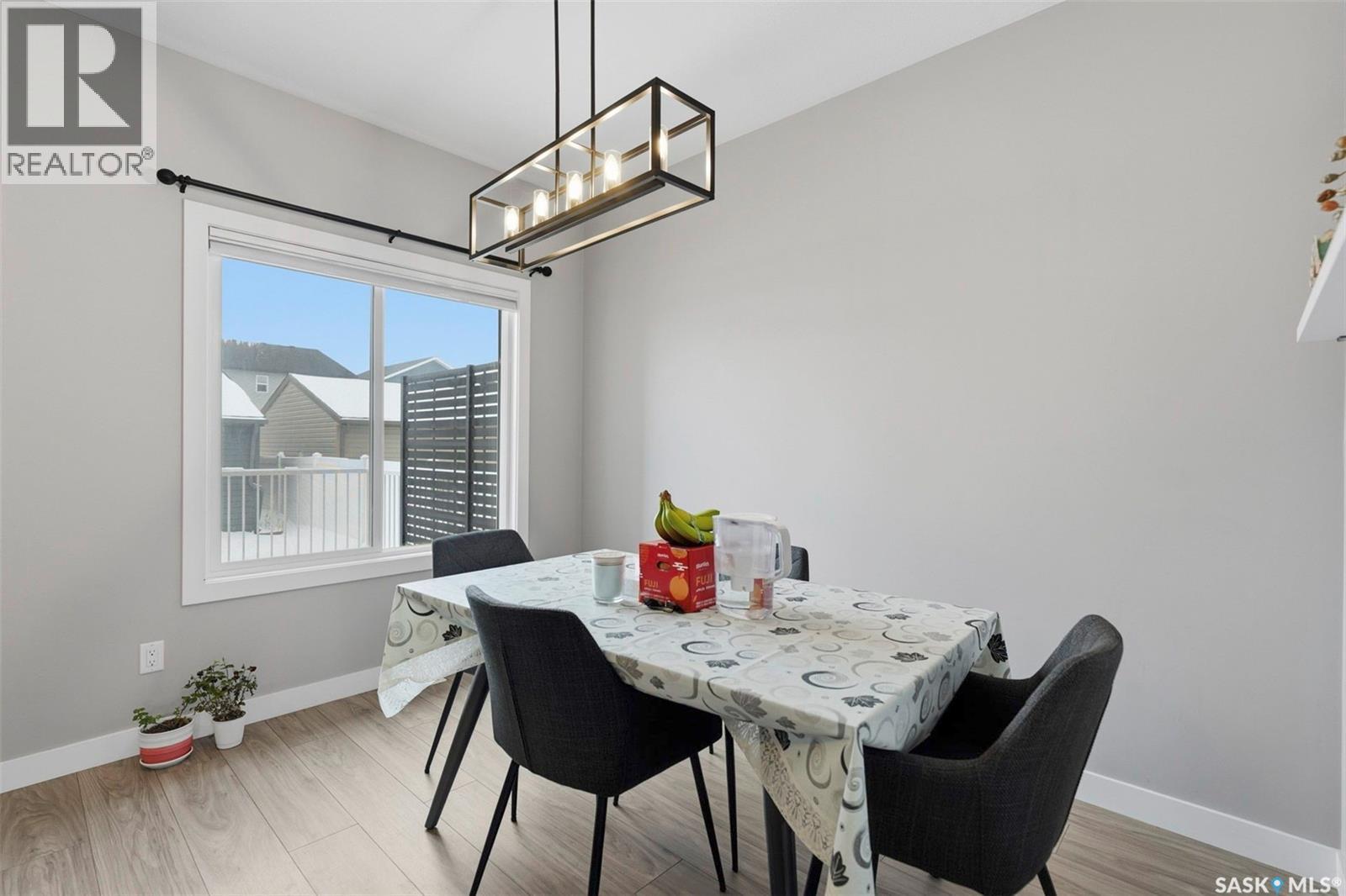 608 Brighton Gate, Saskatoon, SK - Indoor Photo Showing Dining Room