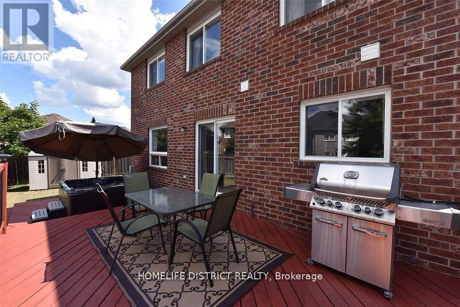 29 Freer Crescent, Ajax, ON