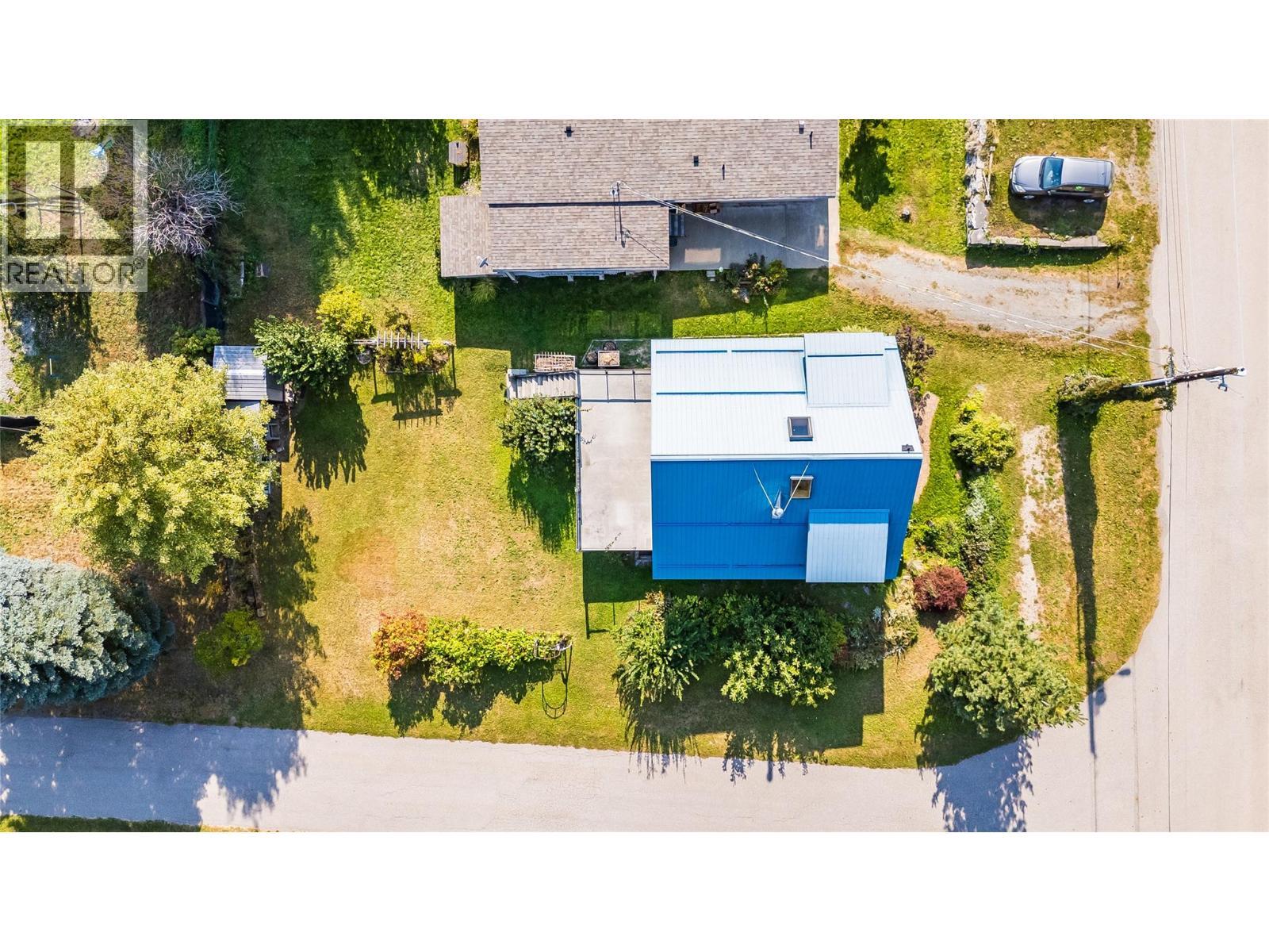 130 8Th Street N, Kaslo, BC - Outdoor