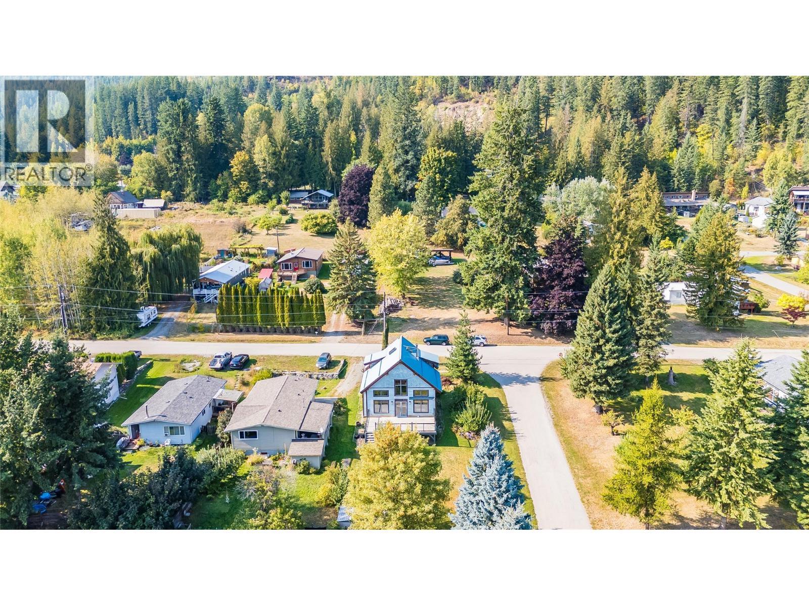 130 8Th Street N, Kaslo, BC - Outdoor With View