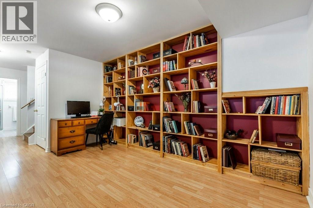 62 Spadara Drive, Hamilton, ON - Indoor Photo Showing Office