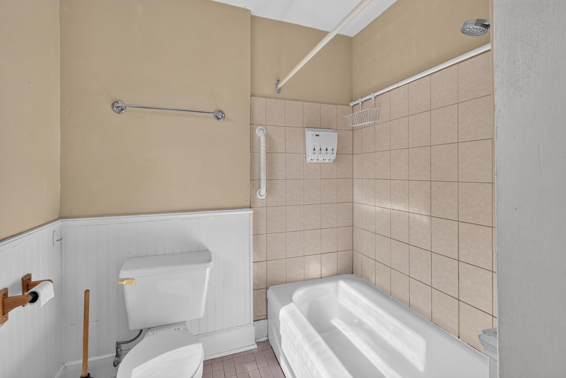 175 Harvard Street, Summerside, PE - Indoor Photo Showing Bathroom